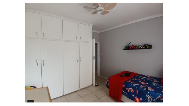 To Let 3 Bedroom Property for Rent in Uitenhage Eastern Cape